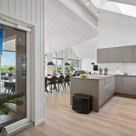 Holiday home Xvii *